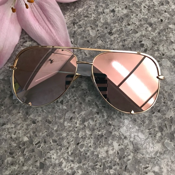 Other - NEW ARRIVALS❗️ Mirrored aviator sunglasses